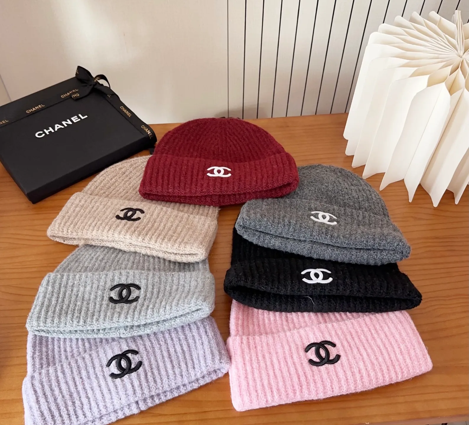 💰50 Chanel official website releases CHANEL small and popular knitted hat! Xiaohongshu’s new product is released, it’s so 🉑️, high-elastic fabric, classic colors, same style for men and women.