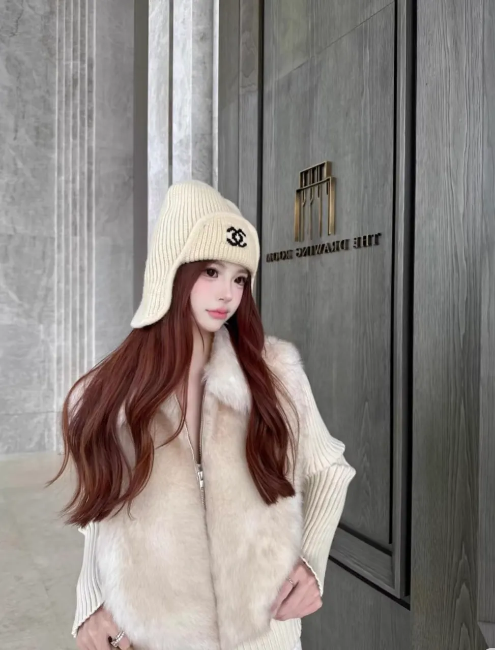 💰60¥ Chanel knitted beanie, ear protection hat