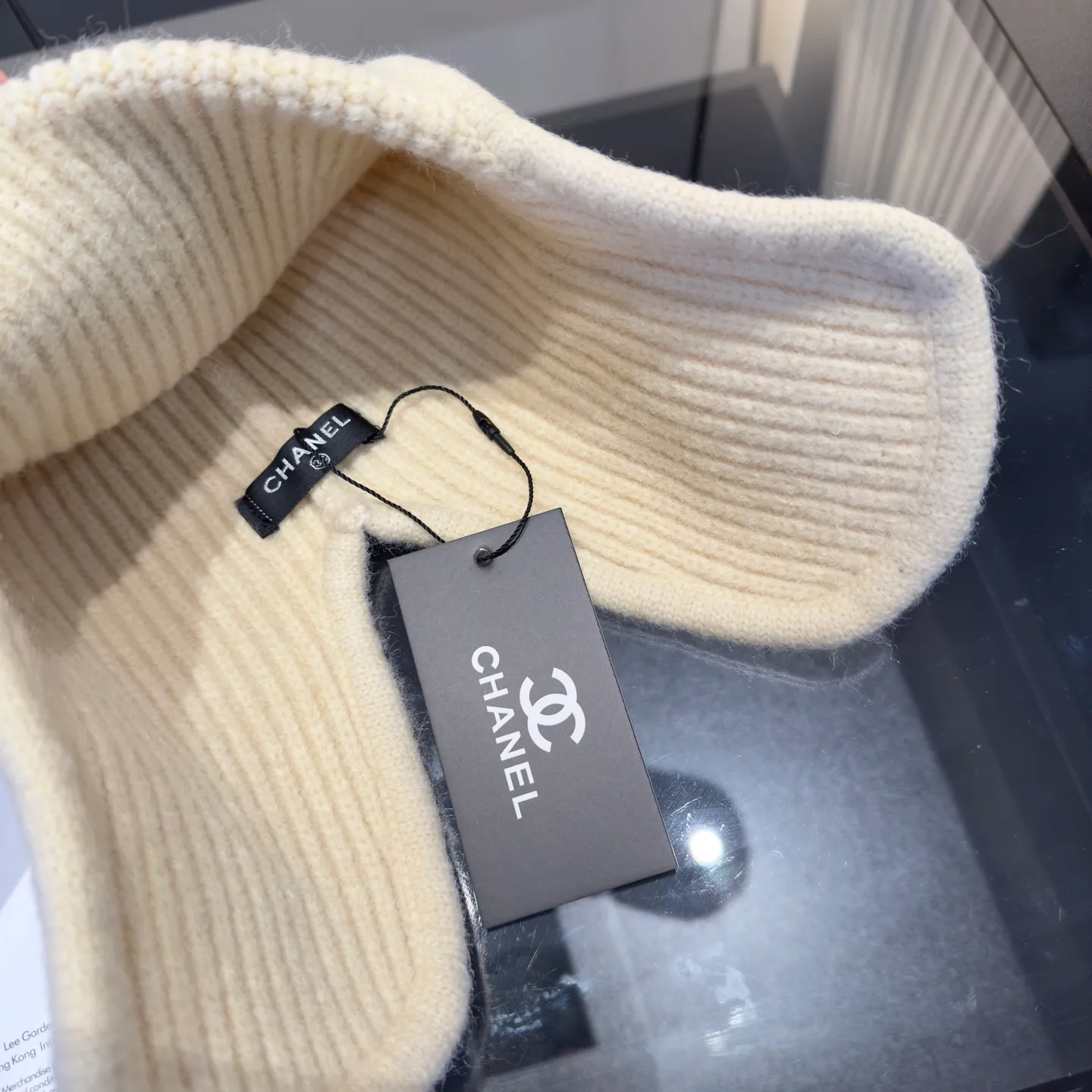💰60¥ Chanel knitted beanie, ear protection hat