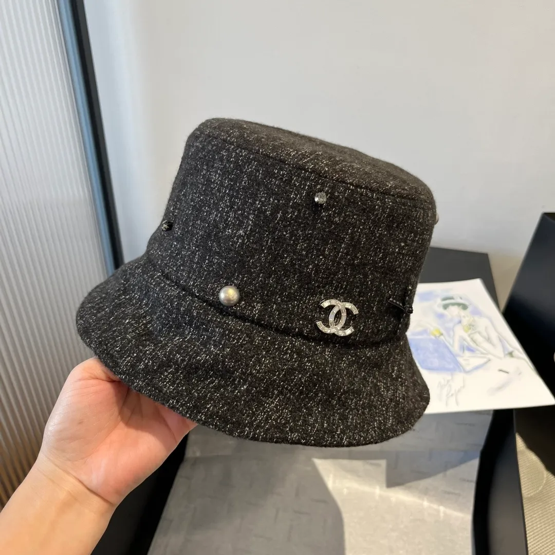 💰110¥ Chanel new bucket hat, head circumference 57cm