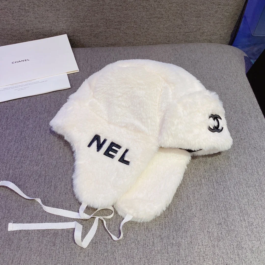 Specially approved 70 Chanel autumn and winter new ear protection hats, rabbit fur cold hats, official style
