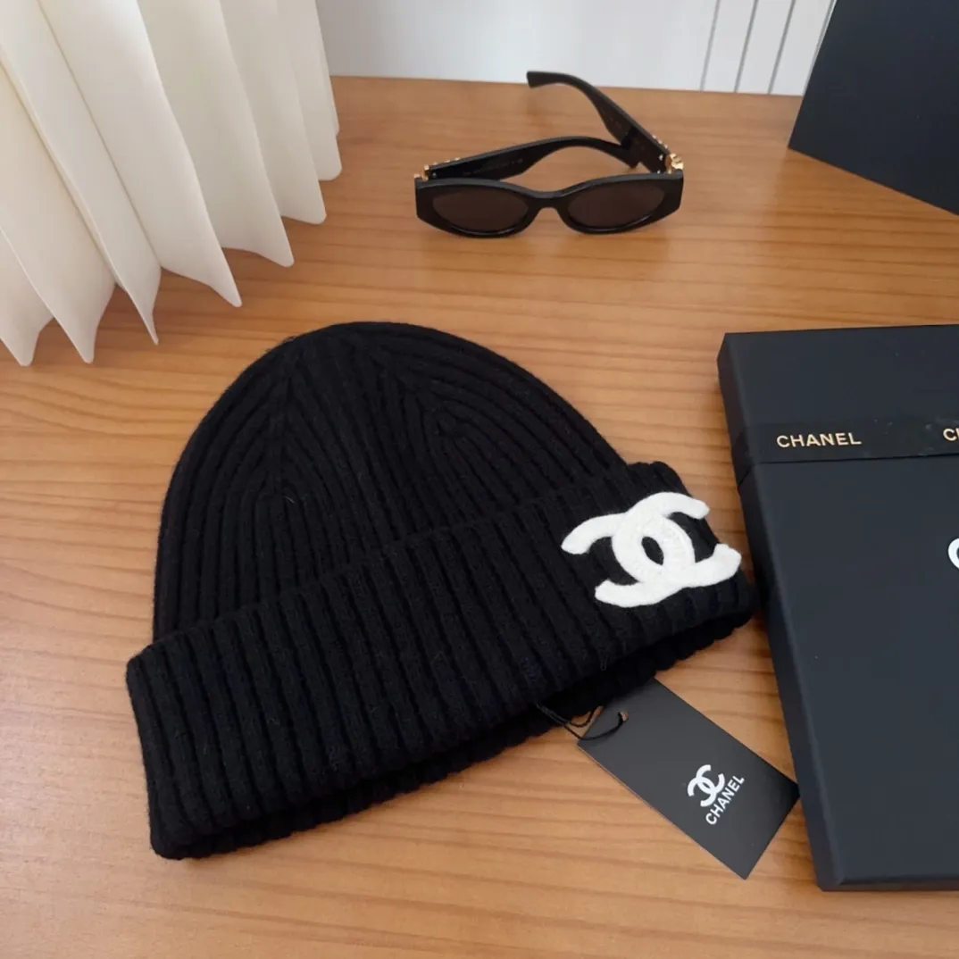 💰70 Chanel official website releases CHANEL small and popular knitted hat! Xiaohongshu’s new product is released, it’s so 🉑️, high-elastic fabric, classic colors, same style for men and women.