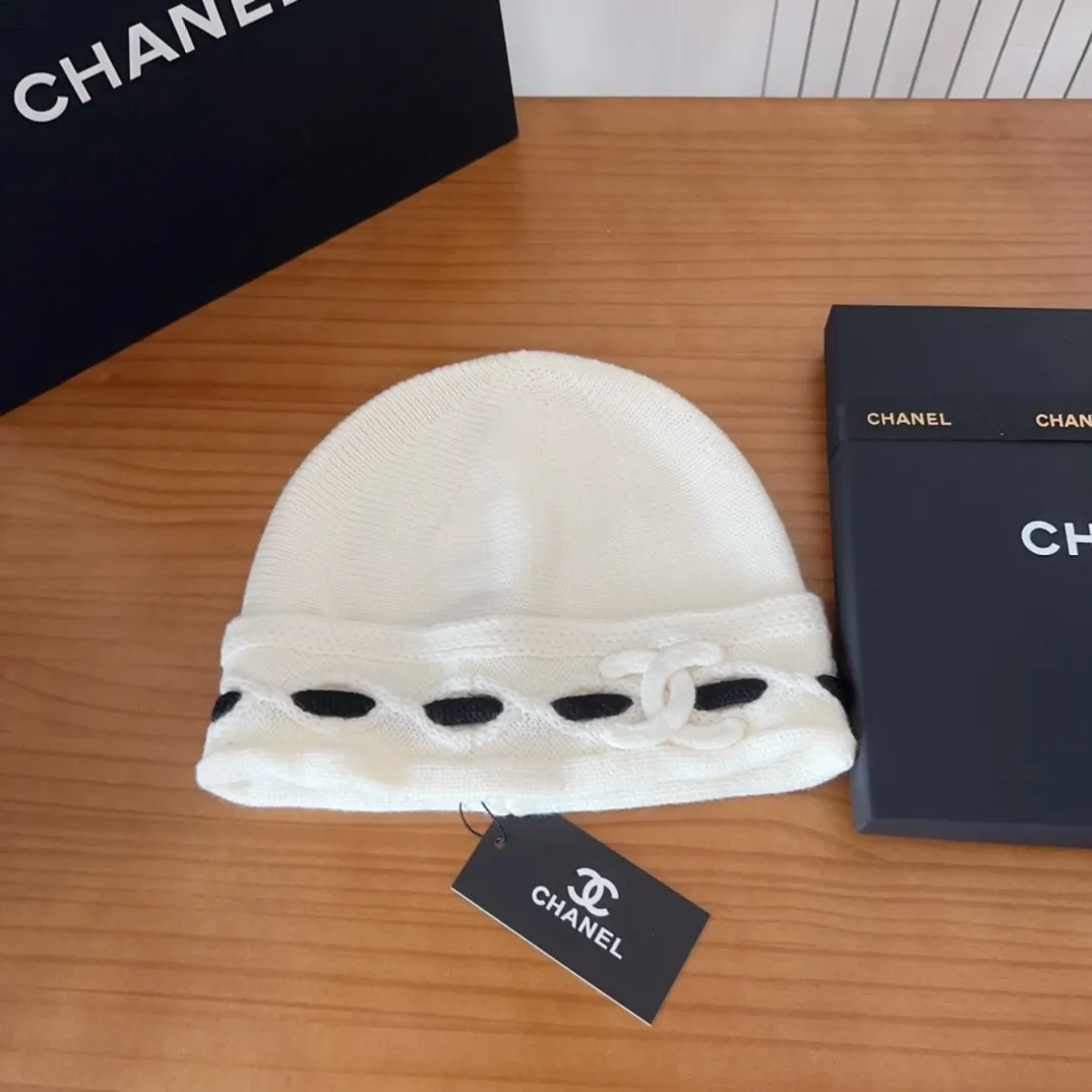 💰70 Chanel official website releases CHANEL small and popular knitted hat! Xiaohongshu’s new product is released, it’s so 🉑️, high-elastic fabric, classic colors, same style for men and women.