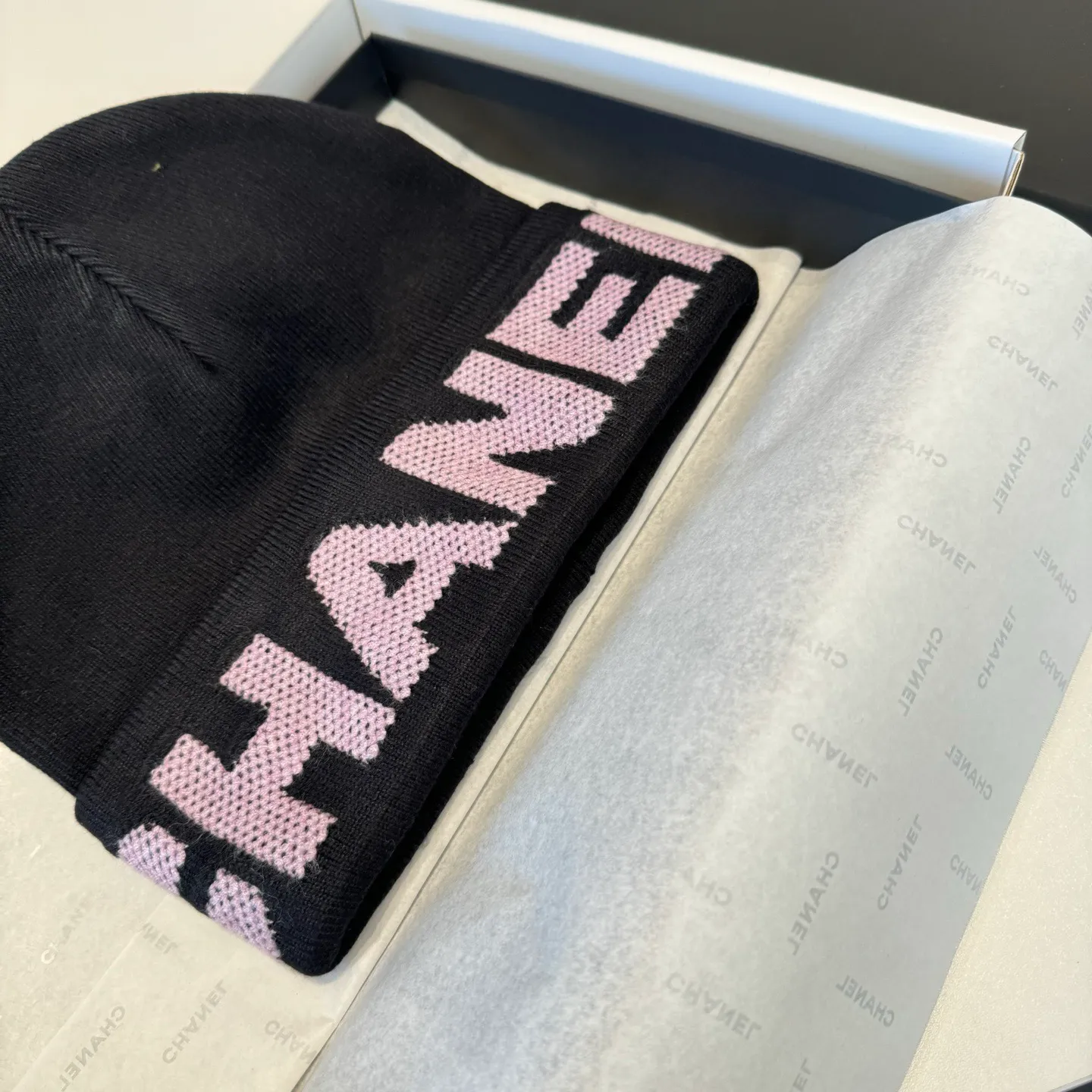 💰70¥ Chanel knitted beanie