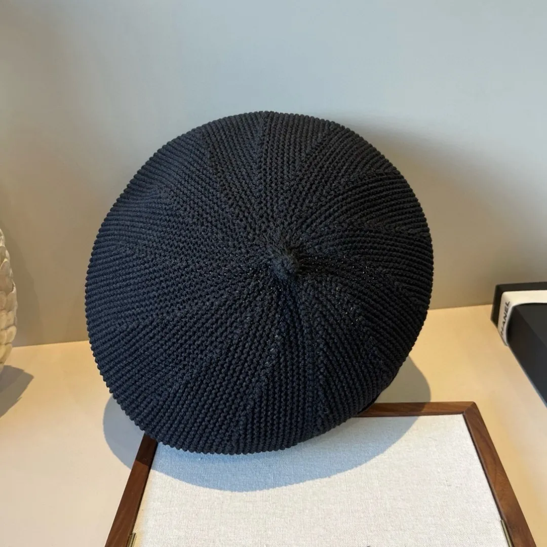 🉐160¥ Chanel new beret