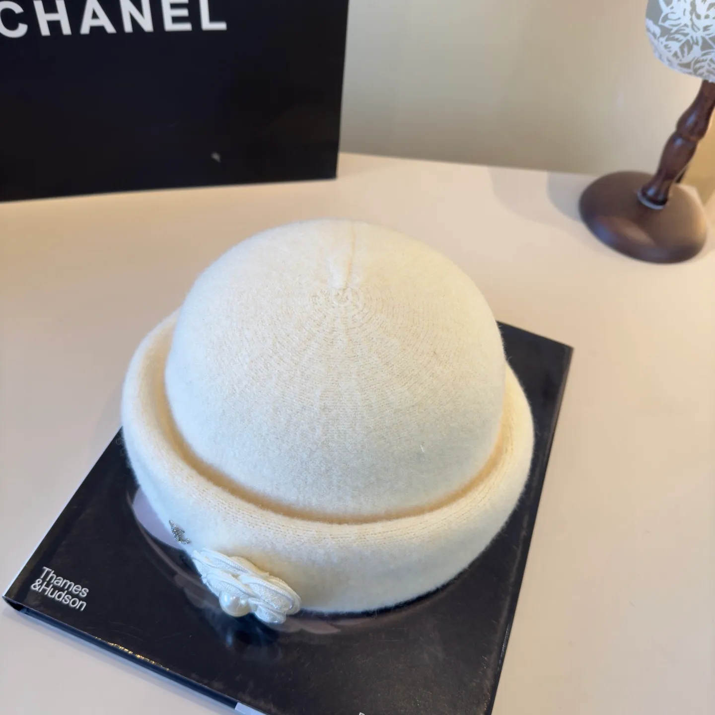 💰120¥ Chanel's new wool curled basin hat, irregular cut design, head circumference 57cm