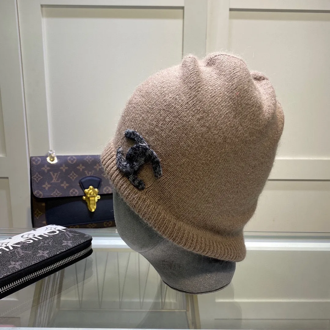 P60 comes with dust bag🌺【CHANEL】Official website classic style, 70% wool, 30% rabbit fur knitted hat! Xiaohongshu, recommended by major internet celebrities! Thicker and warmer, fashionable and popular🌸First-class texture, the best brand for keeping warm in autumn and winter, order now, limited quantity available