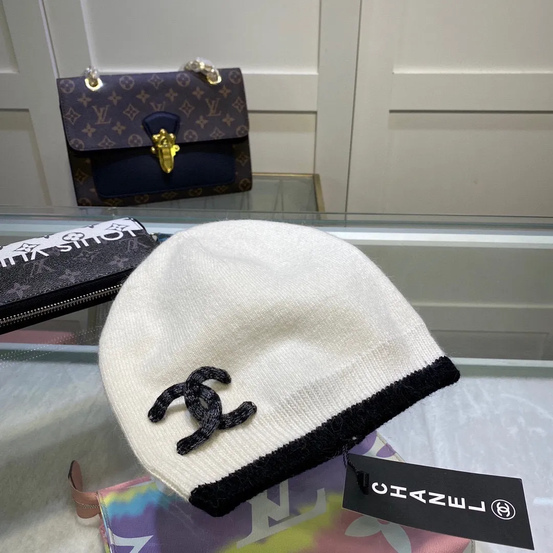 P60 comes with dust bag🌺【CHANEL】Official website classic style, 70% wool, 30% rabbit fur knitted hat! Xiaohongshu, recommended by major internet celebrities! Thicker and warmer, fashionable and popular🌸First-class texture, the best brand for keeping warm in autumn and winter, order now, limited quantity available