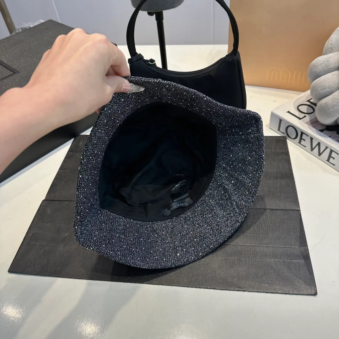 P60 Chanel large brim bucket hat, canvas hat, simple internet celebrity style, head circumference 57cm