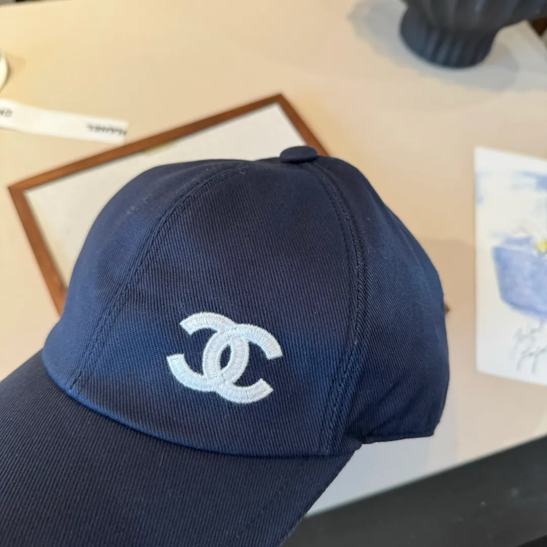 💰100¥ Chanel peaked cap, new counter model in 25 years, head circumference 57cm