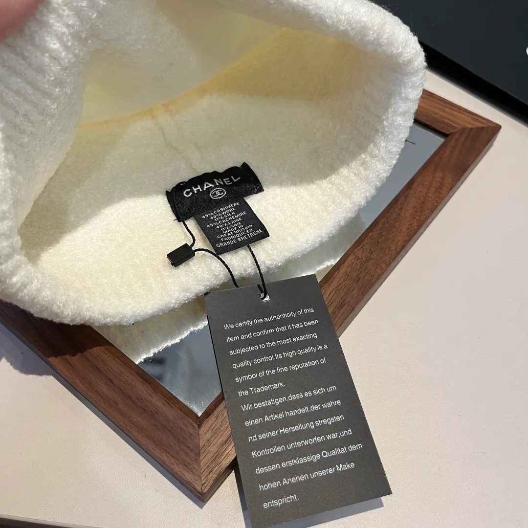 💰90¥ Chanel knitted beanie