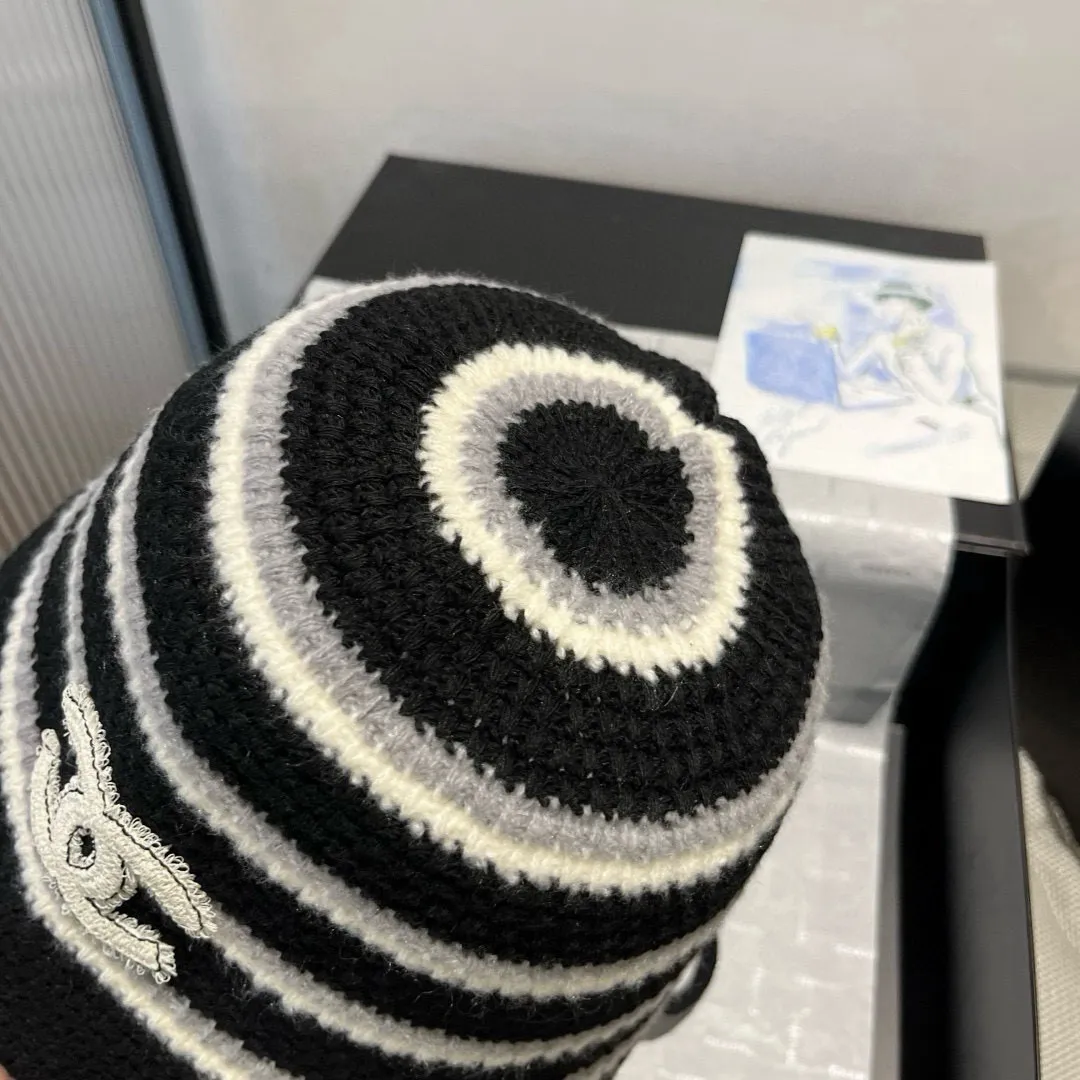 💰90¥ Chanel new knitted bucket hat, head circumference 57cm