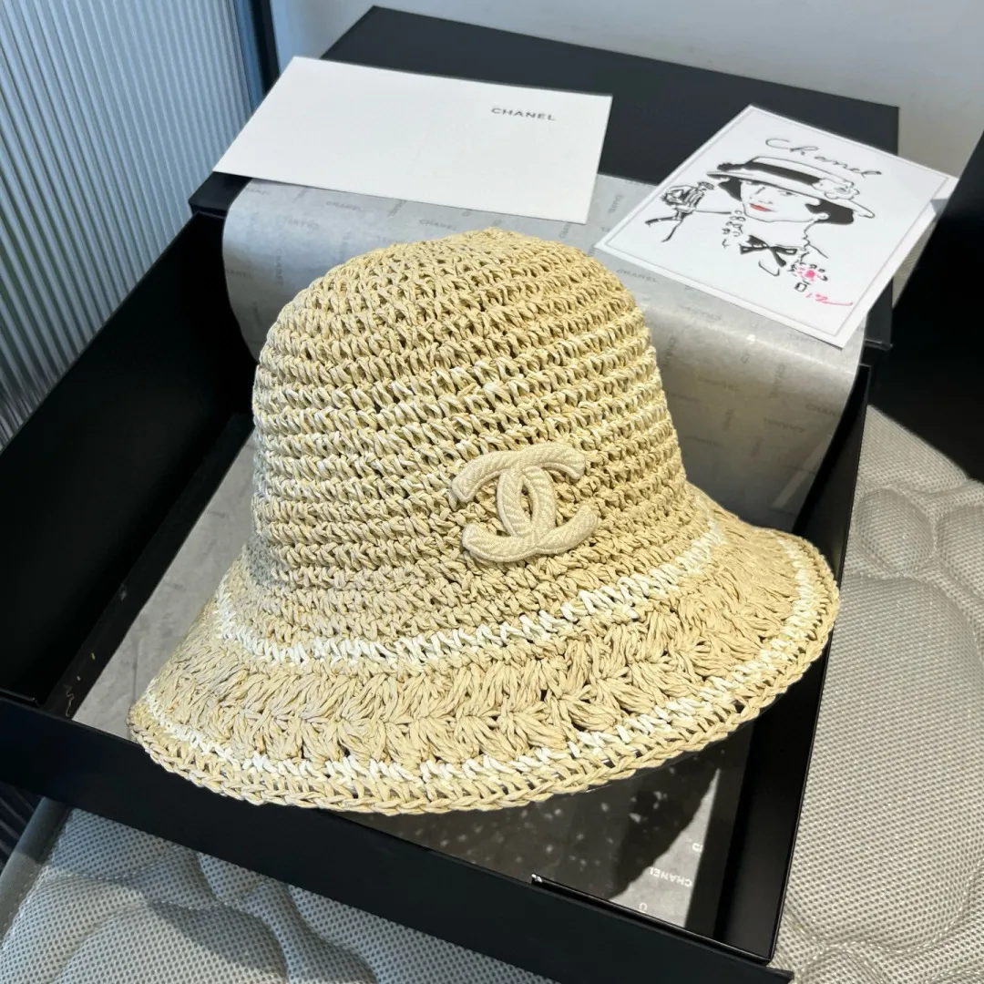 💰100¥ Chanel handhook straw hat, sunshade straw hat, foldable, head circumference 57cm