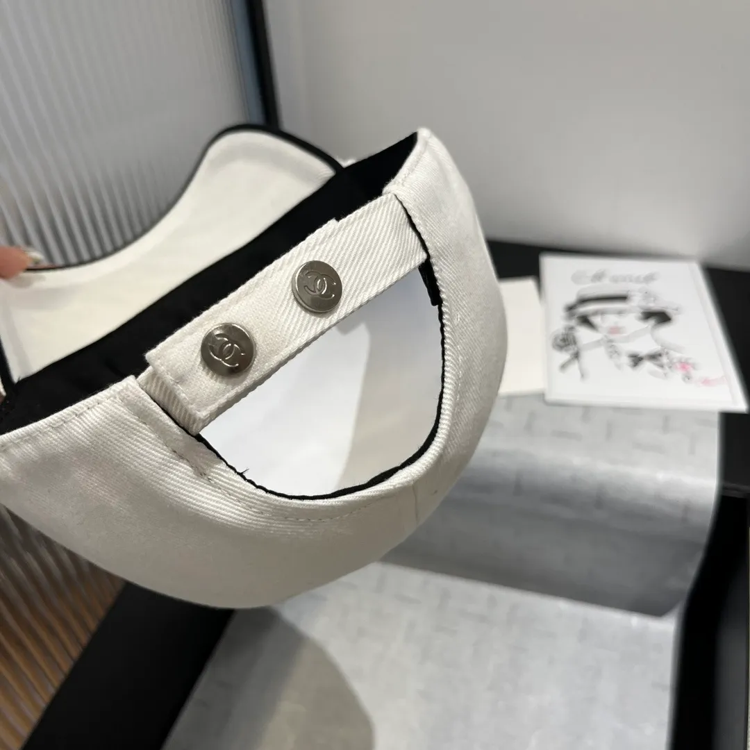 💰80¥ Chanel wants the original peaked cap, advanced customization, 2025 new style, head circumference 57cm