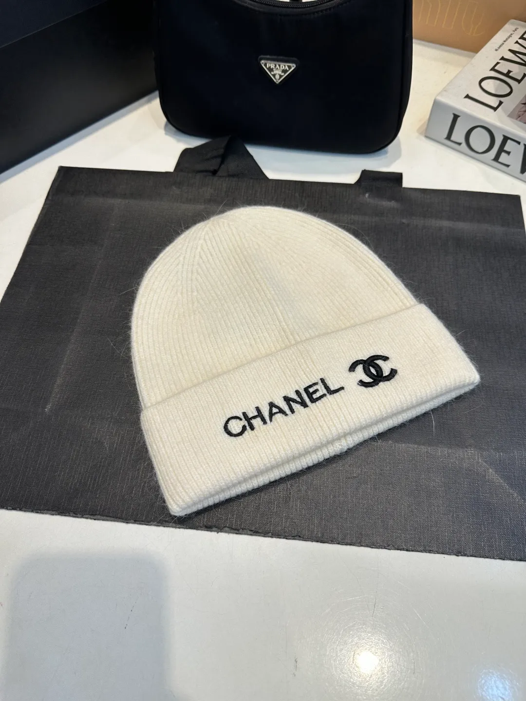 P50 Chanel CHANEL new wool hat, Xiaoxiang is classic and simple, fashionable and casual design, popular new product