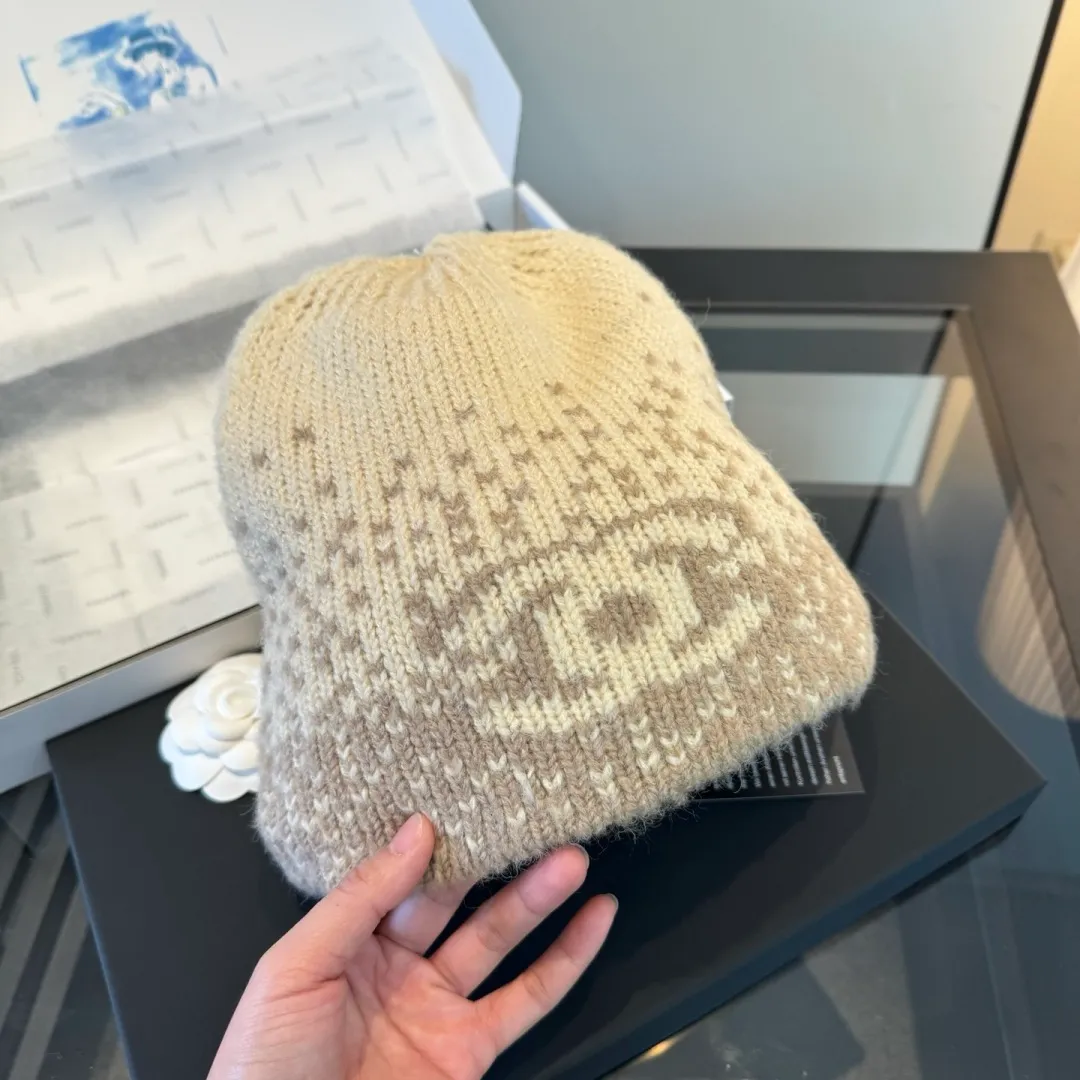 💰80¥ Chanel new style wool hat