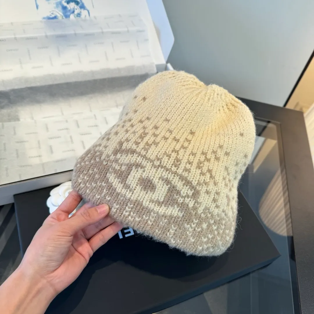 💰80¥ Chanel new style wool hat