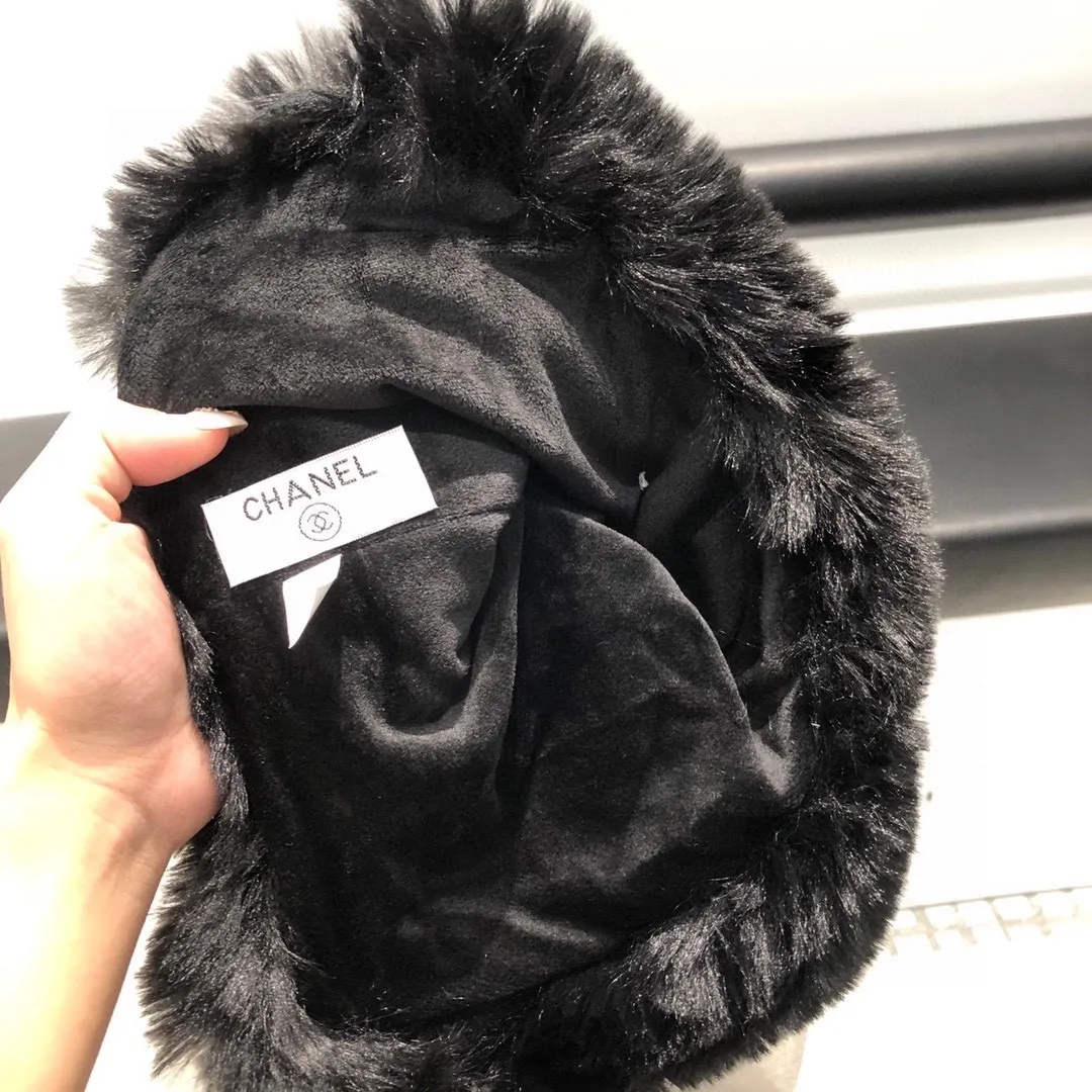 P160 Chanel Chanel's new snow hat Lei Feng hat is coming, customer order version, small fragrance embroidery, a must-have snow wool hat in autumn and winter