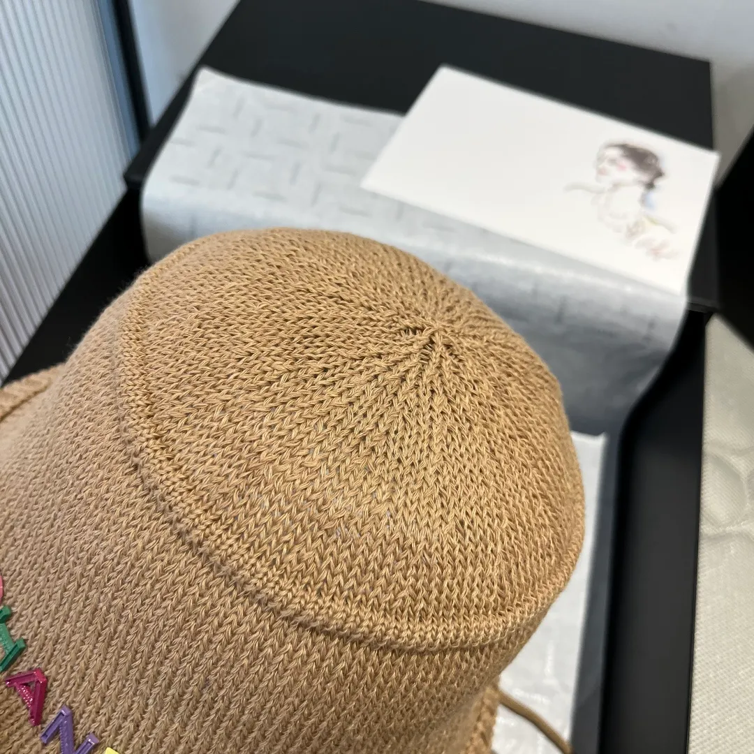 💰80¥ Chanel knitted bucket hat, small top hat, head circumference 57cm