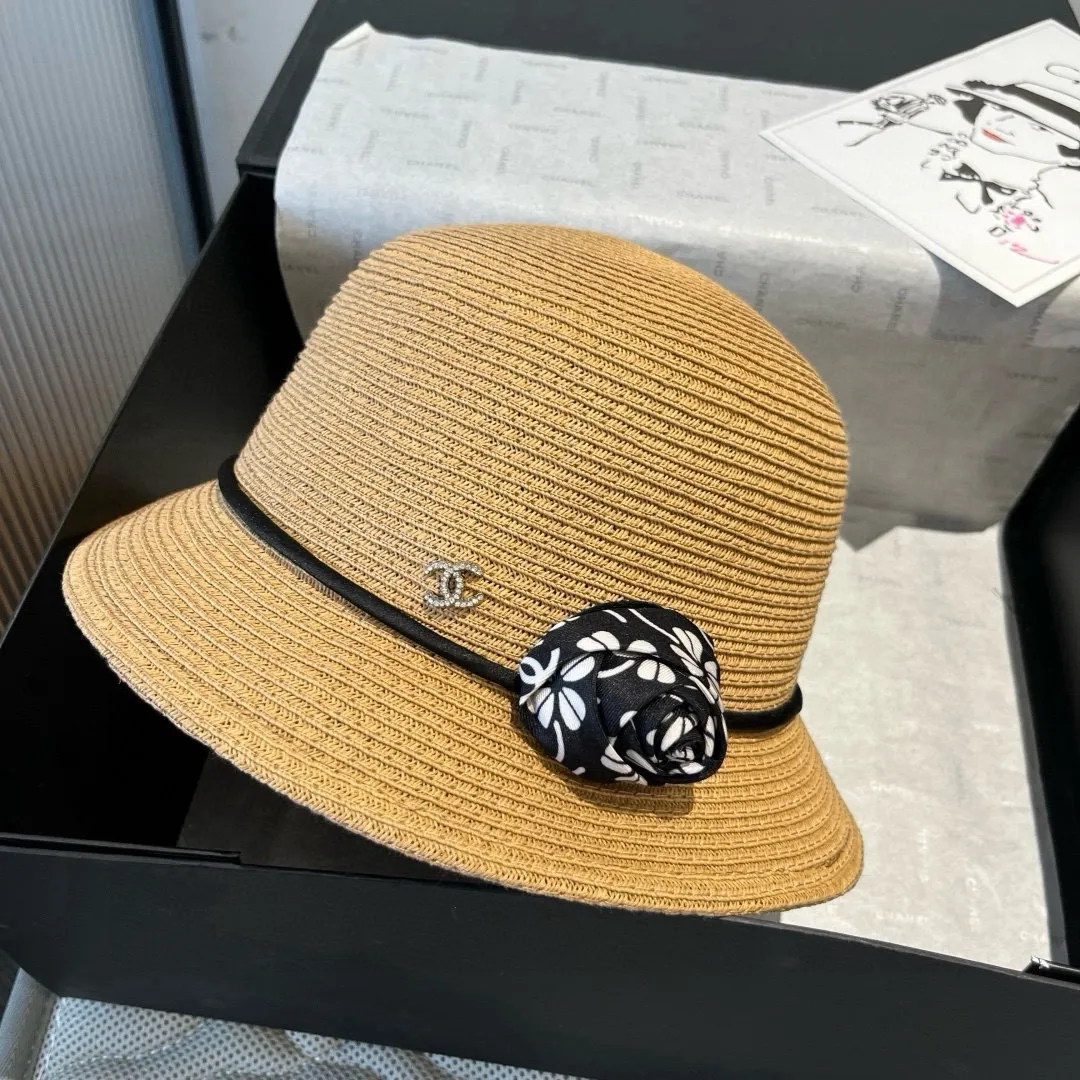 💰140¥ Chanel new top hat, original small basin hat, straw hat, head circumference 57cm