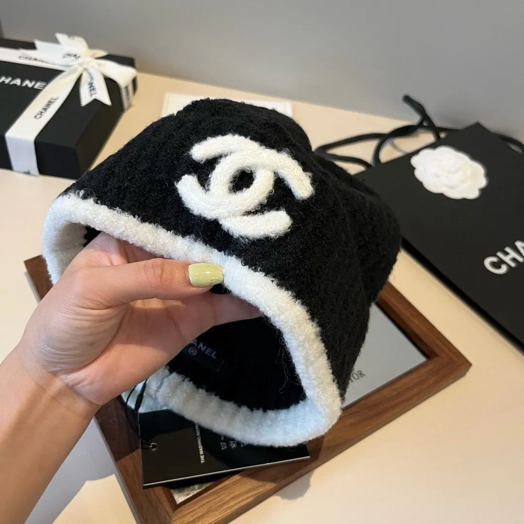 💰70¥ Chanel knitted beanie