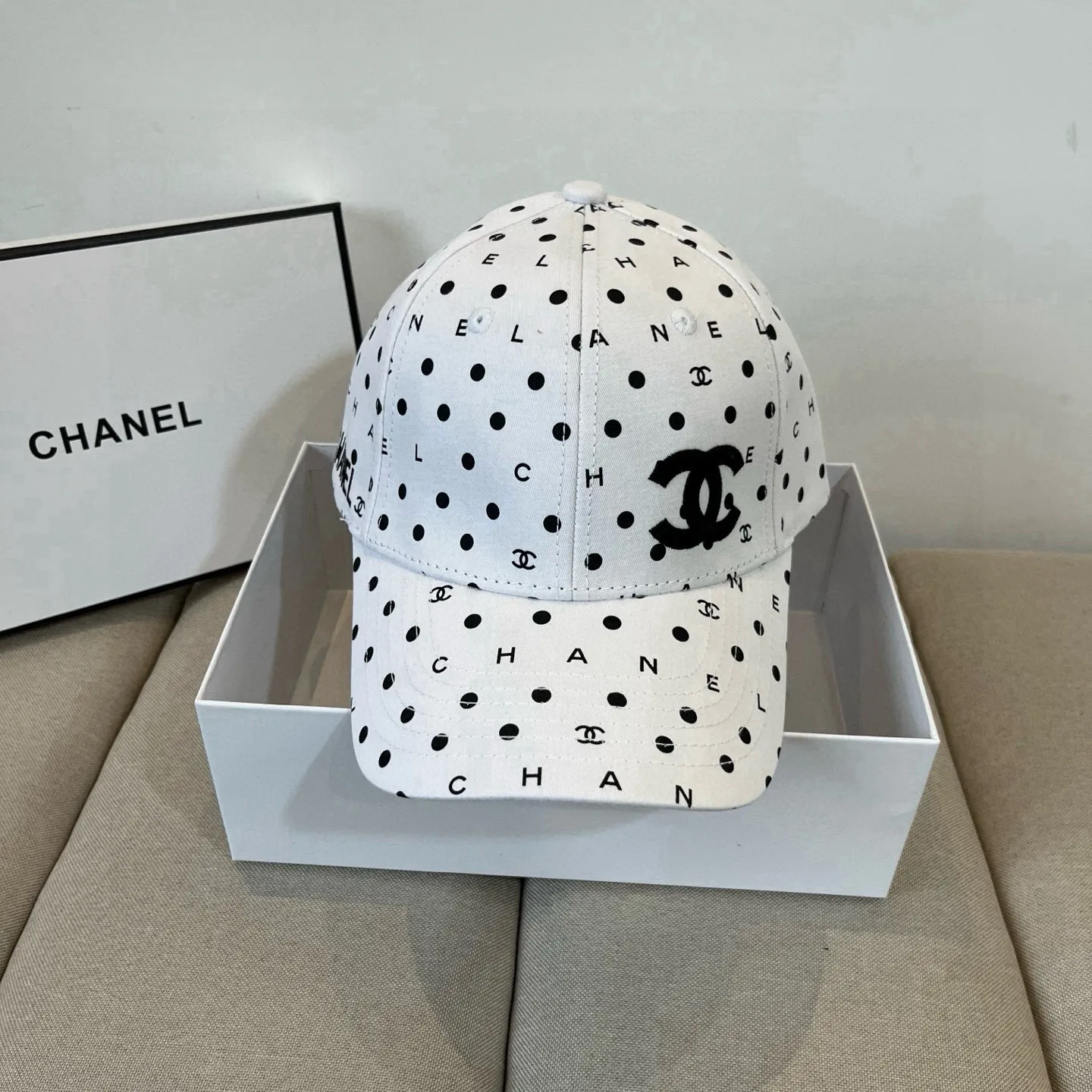 P70 CHANEL Chanel 2025 new small fragrance style big-name baseball cap, counter classic style, unisex, head circumference 57, four colors available