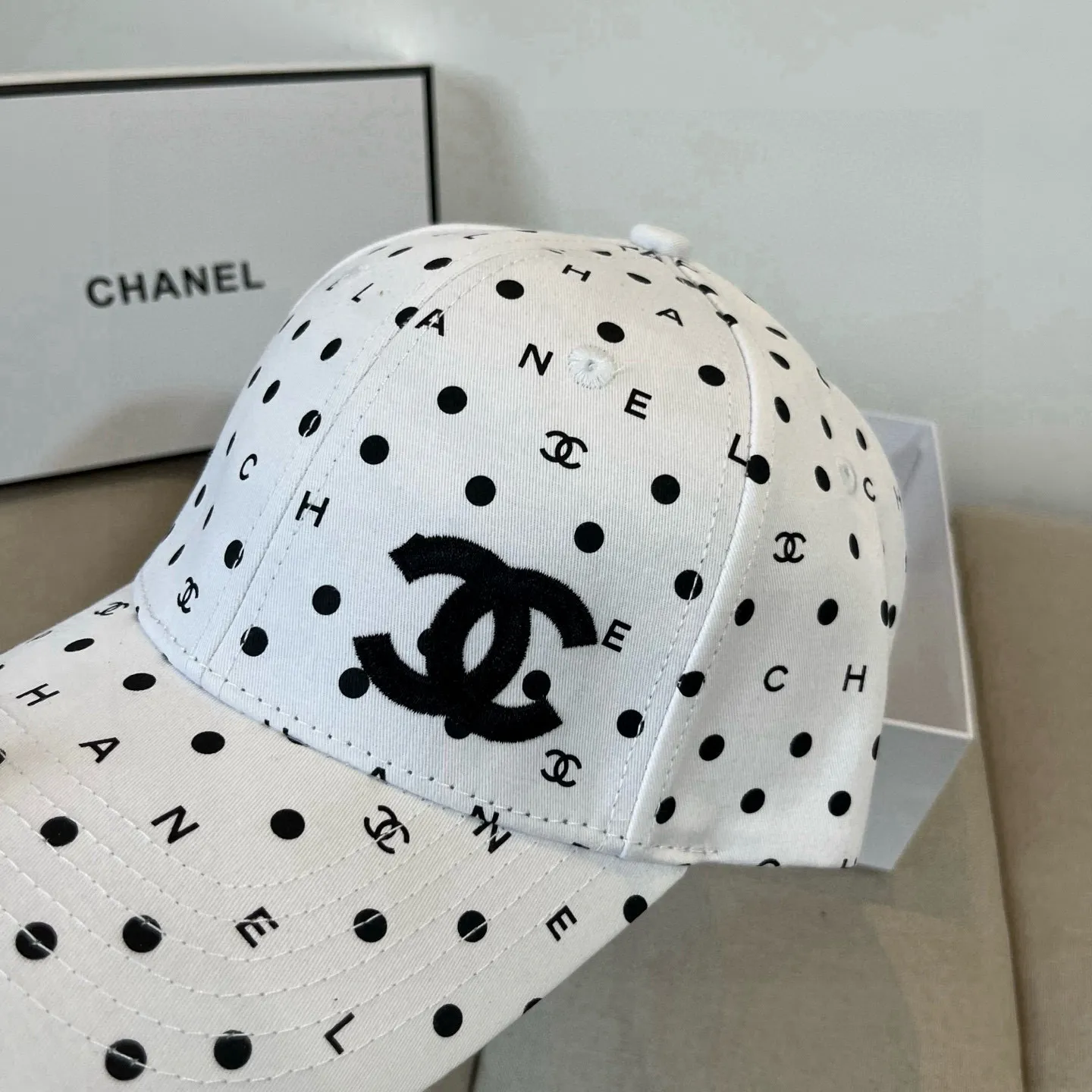 P70 CHANEL Chanel 2025 new small fragrance style big-name baseball cap, counter classic style, unisex, head circumference 57, four colors available