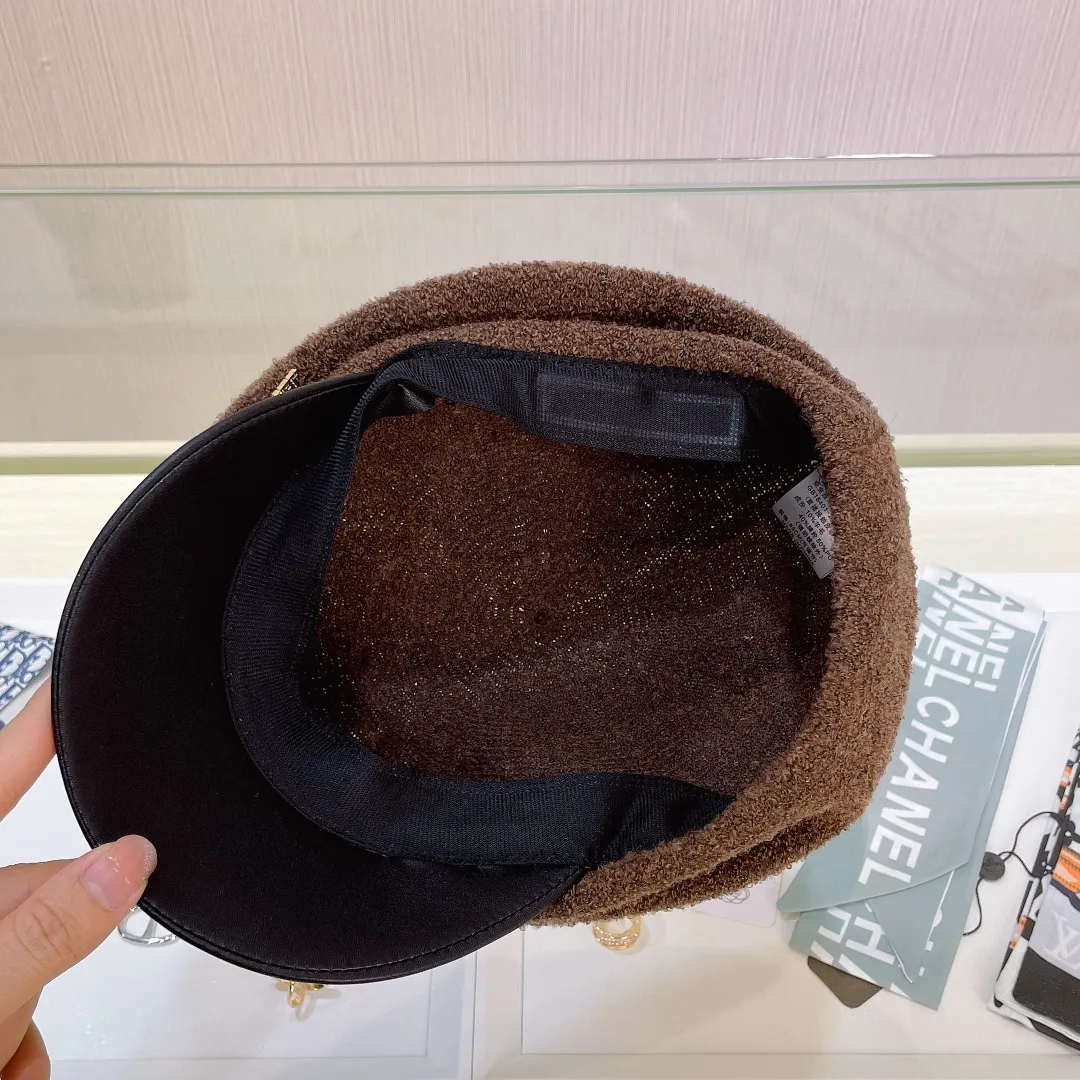 P70🔥 Chanel's new autumn and winter custom-made military cap, contrasting color fabric, niche yet high-end! The latest style of Xiaoxiangfeng, a must-have for celebrities