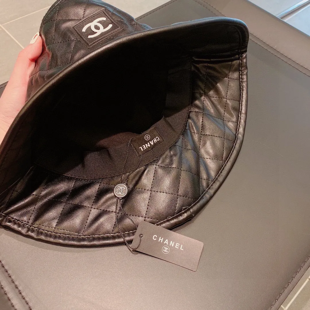 Running amount 70¥ Chanel Chanel 2022 new autumn and winter bucket hat, PU fabric, versatile big-name style, head circumference 57cm