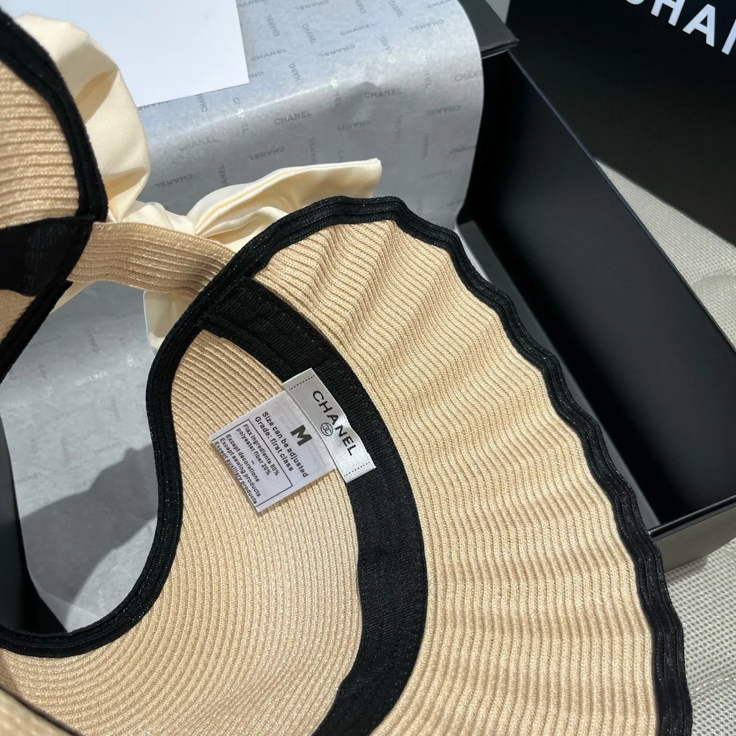 💰160¥ Chanel wavy edge empty top straw hat, head circumference 57cm