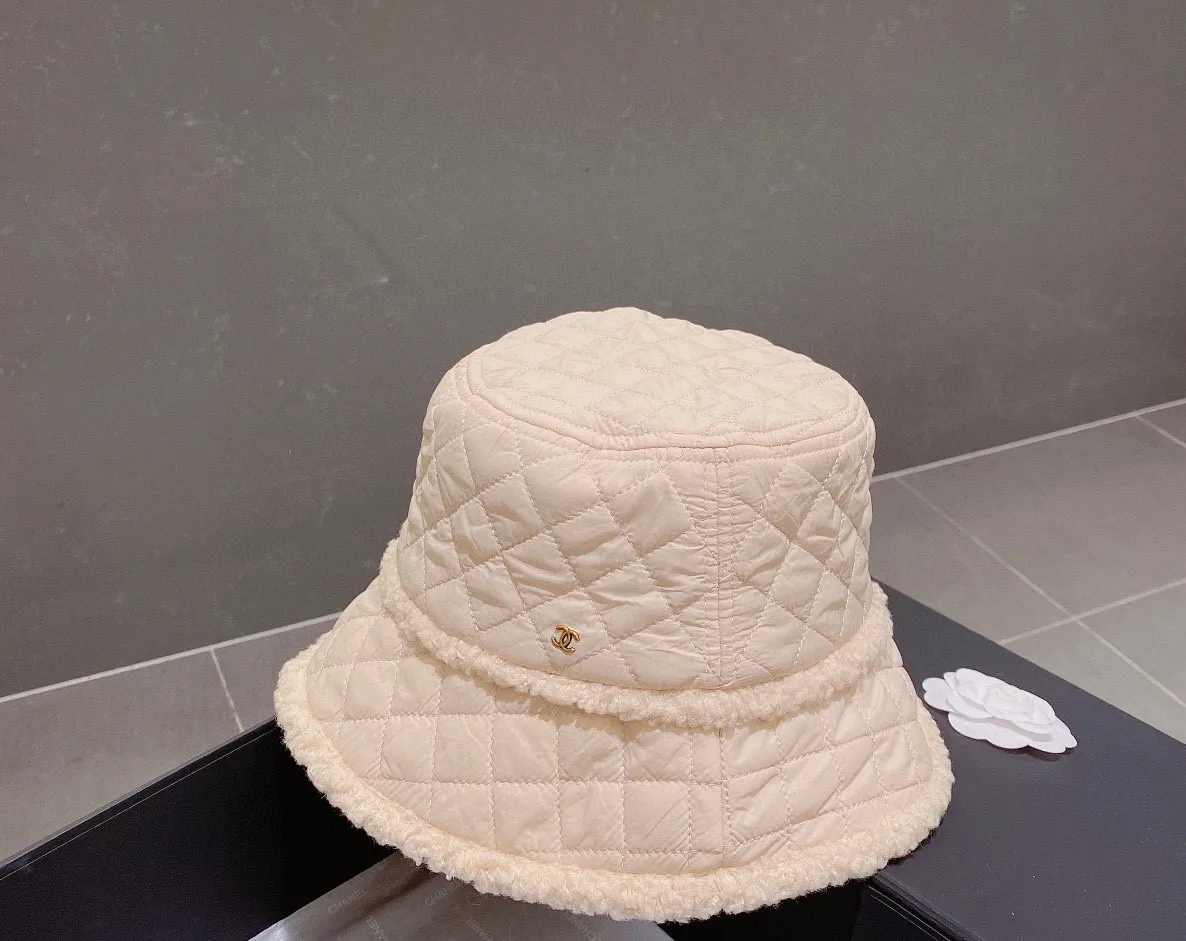 Running amount 70¥ Chanel Chanel 2022 new autumn and winter fisherman hat, rhombus top hat, essential for wearing and keeping warm, head circumference 57cm