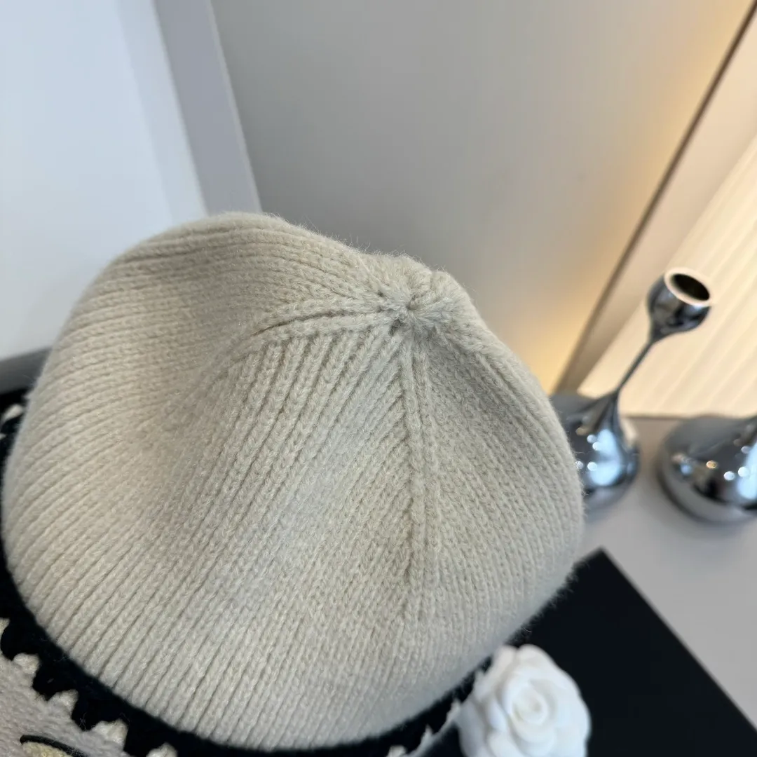 💰90¥ Chanel knitted beanie
