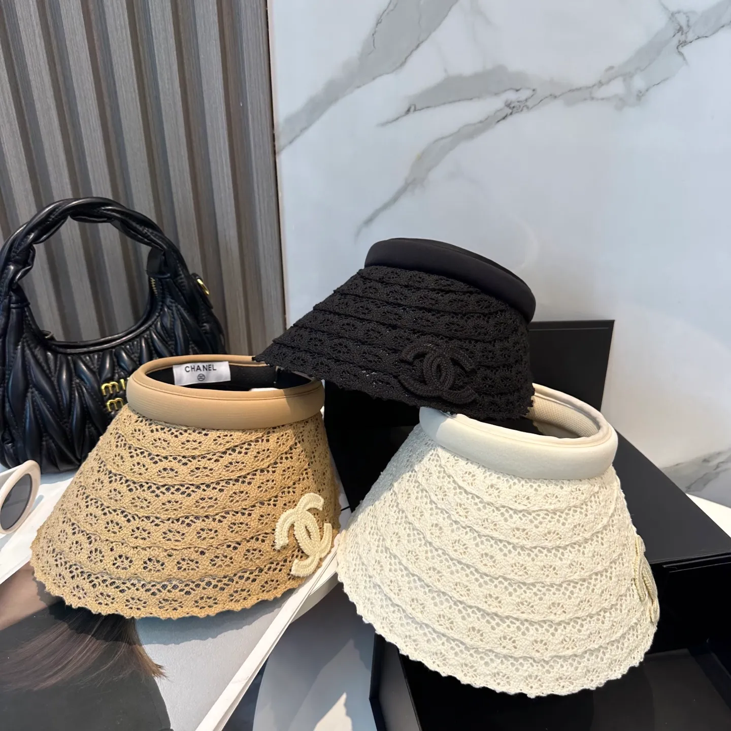 P80💛 Comes with dust bag [CHA Chanel] 2025 new exclusive small fragrant sun hat with empty top headband, 🔆 versatile sun protection ~ a great tool for casual outings and anti-snatching! Love it so much 💕
