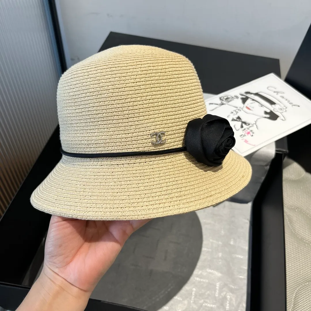 💰140¥ Chanel new top hat, original small basin hat, straw hat, head circumference 57cm