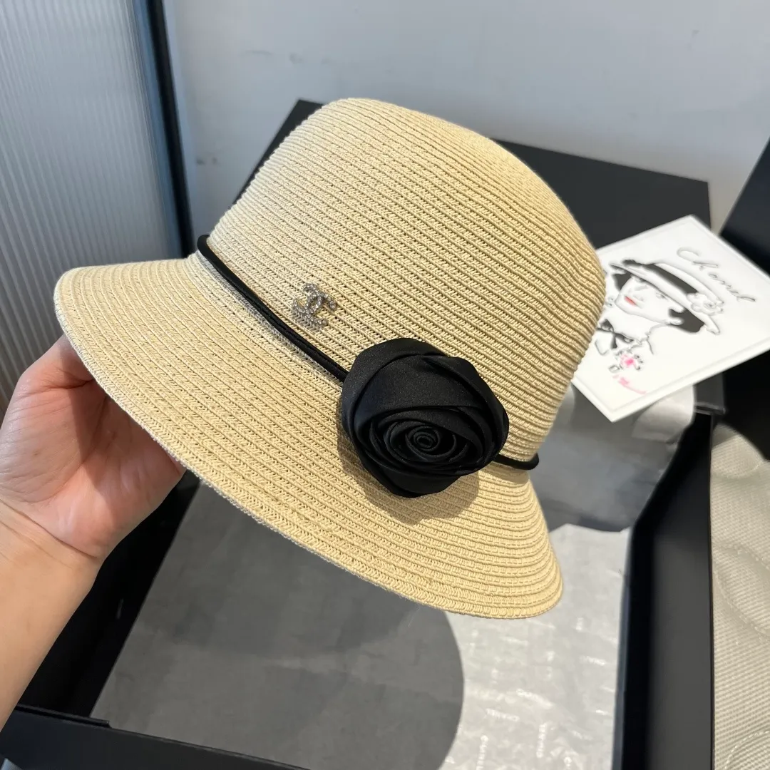 💰140¥ Chanel new top hat, original small basin hat, straw hat, head circumference 57cm