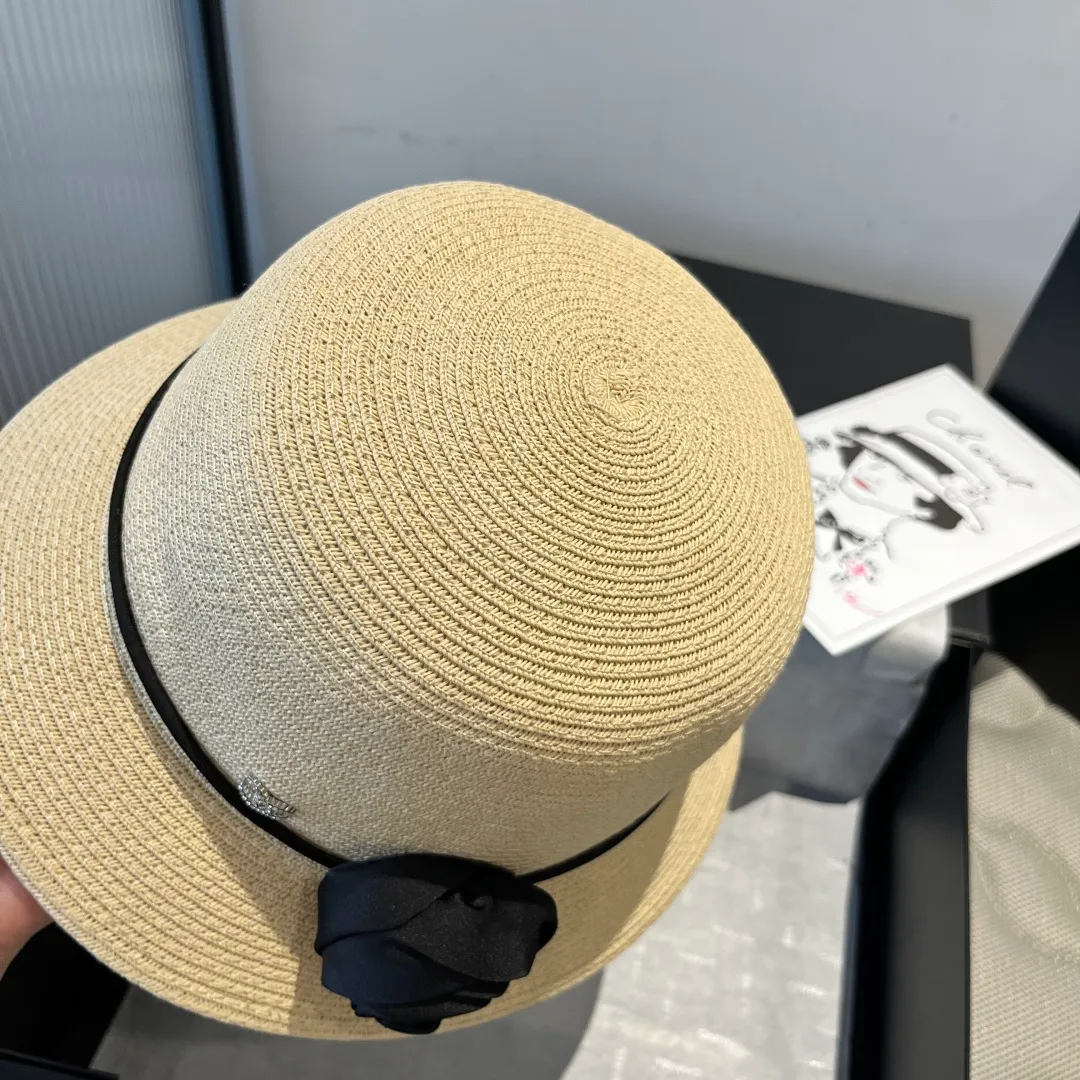 💰140¥ Chanel new top hat, original small basin hat, straw hat, head circumference 57cm