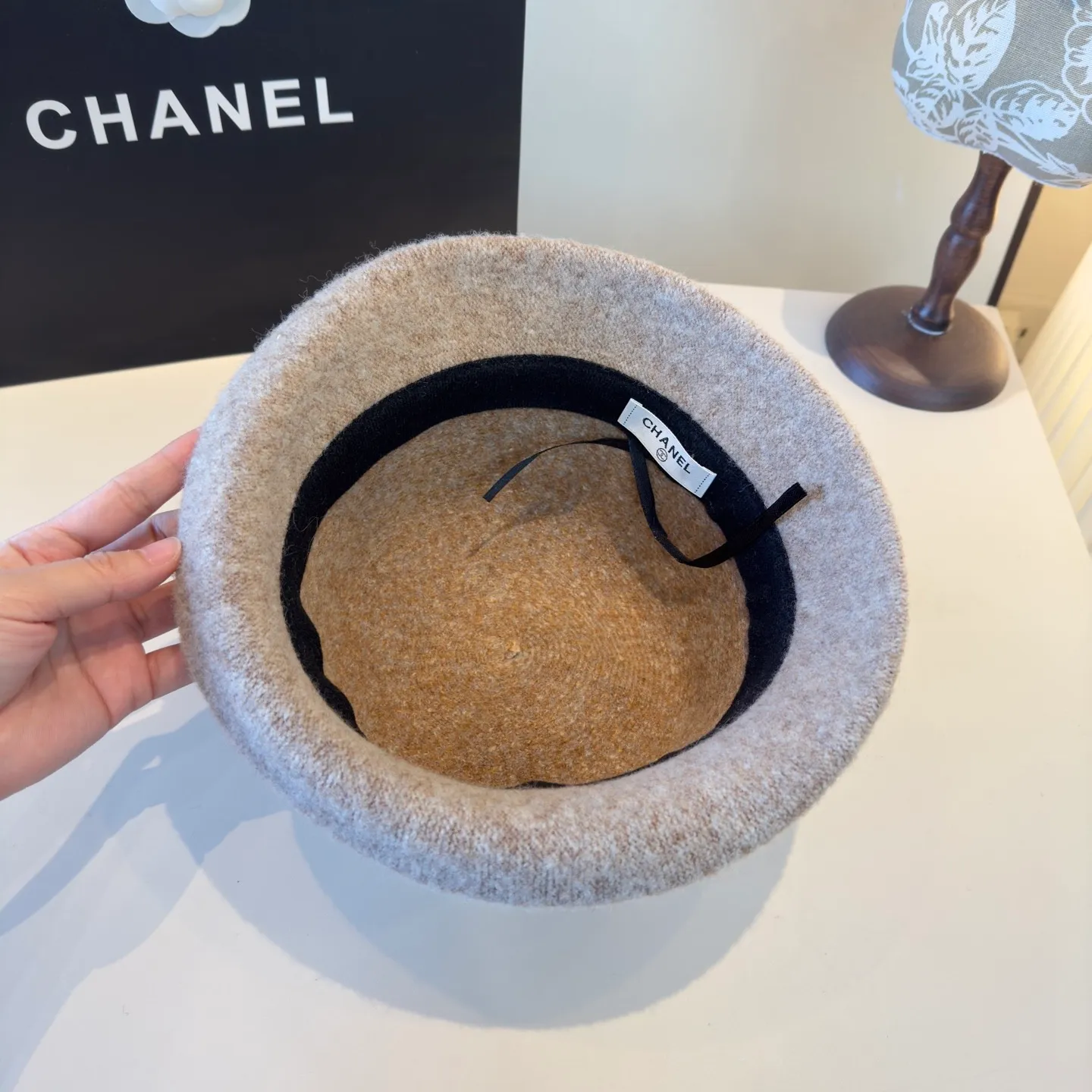 💰120¥ Chanel's new wool curled basin hat, irregular cut design, head circumference 57cm