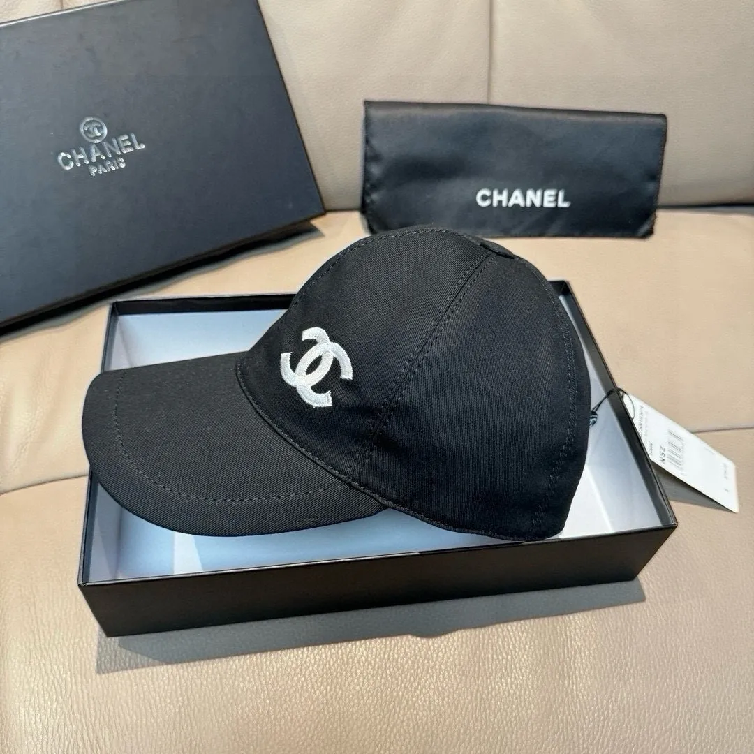 P90, new original baseball cap from Chanel counter, 1:1 mold customization, three-dimensional embroidery, exquisite and flawless! 100% pure cotton fabric, original factory quality, exclusive physical photography.