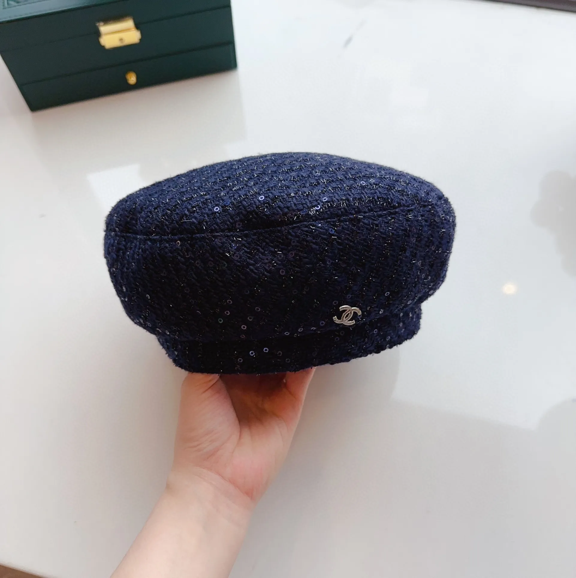 P70 CHANEL Chanel 23 autumn and winter woolen beret imported
