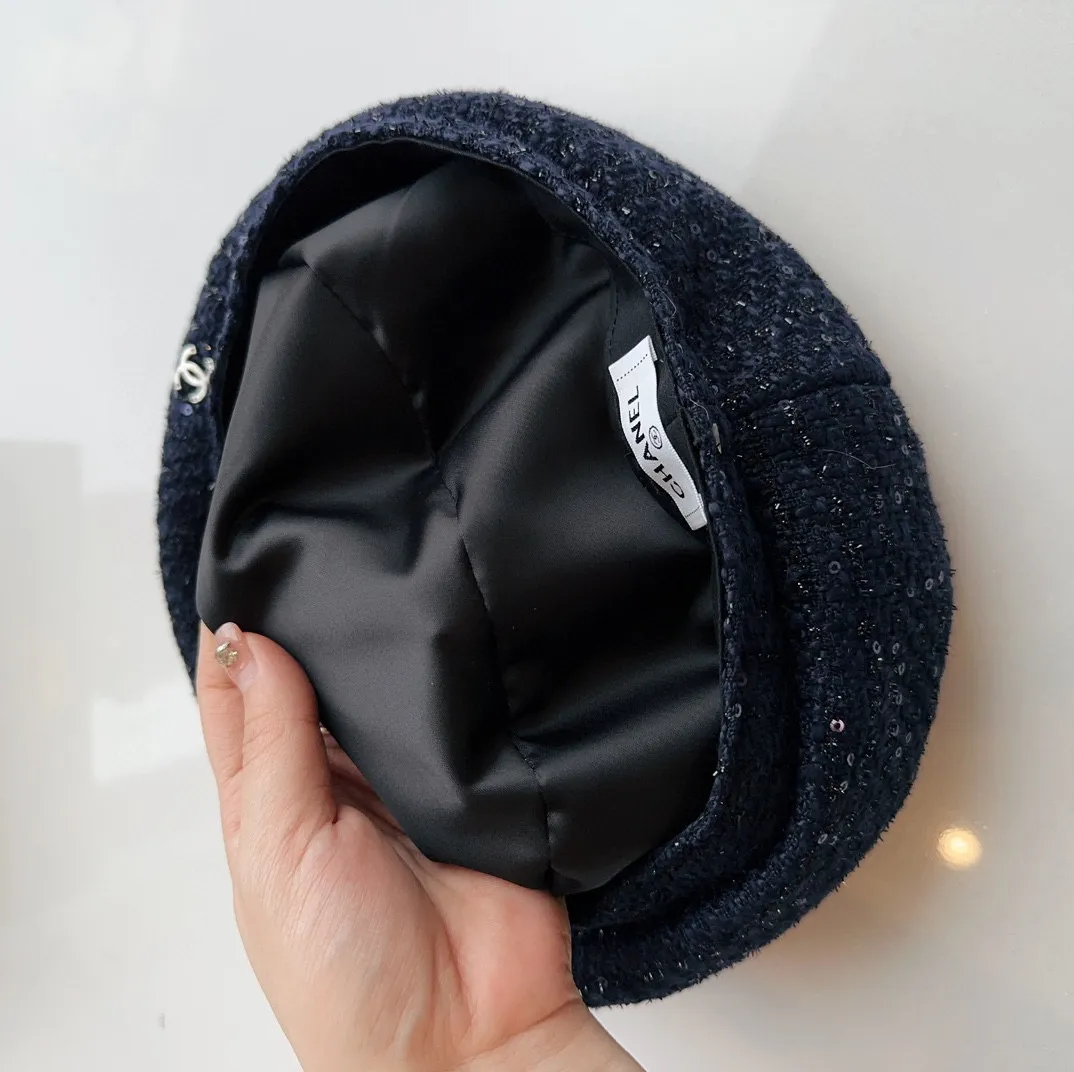 P70 CHANEL Chanel 23 autumn and winter woolen beret imported
