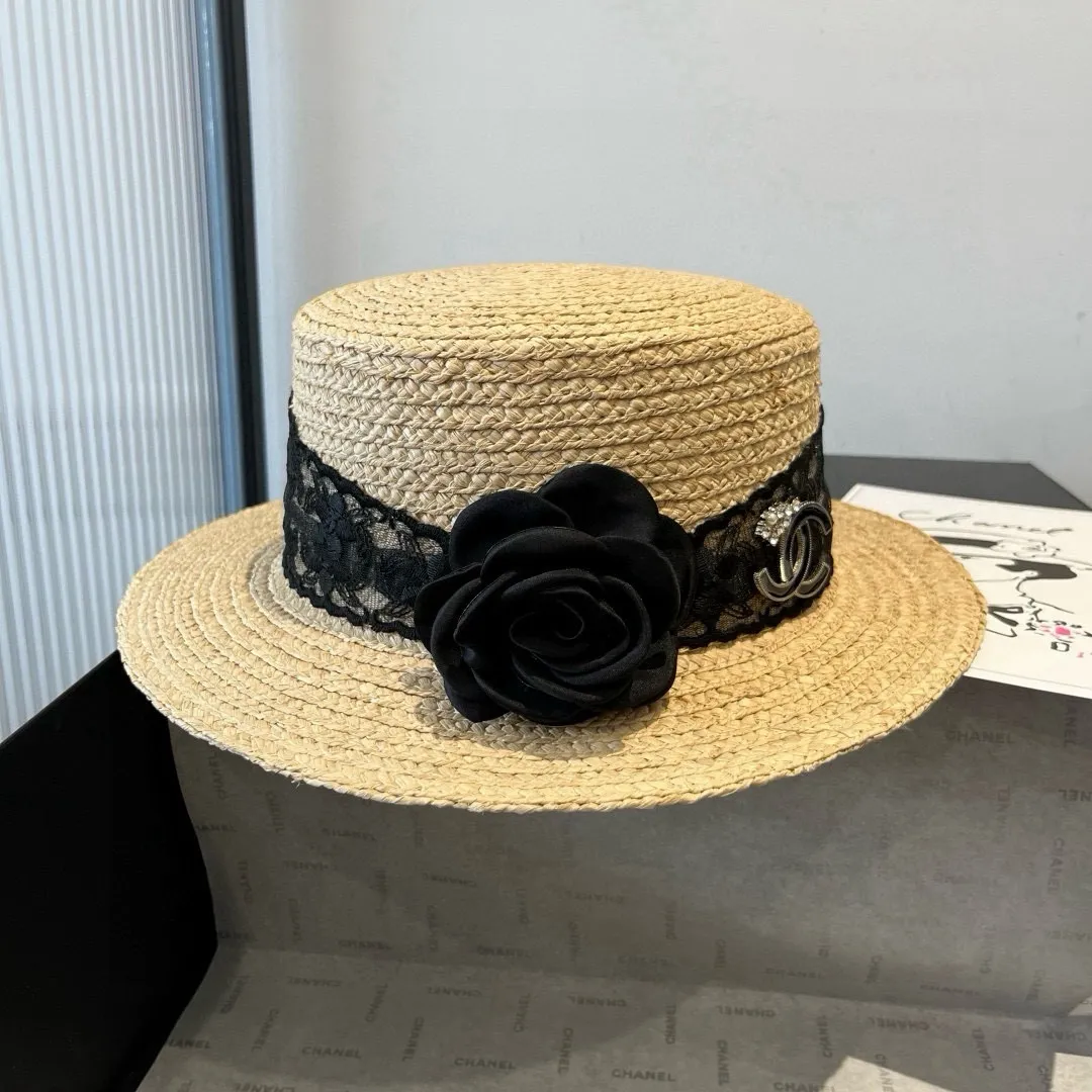 💰150¥ Chanel new sun hat, flat top hat, made of fine straw, head circumference 57cm