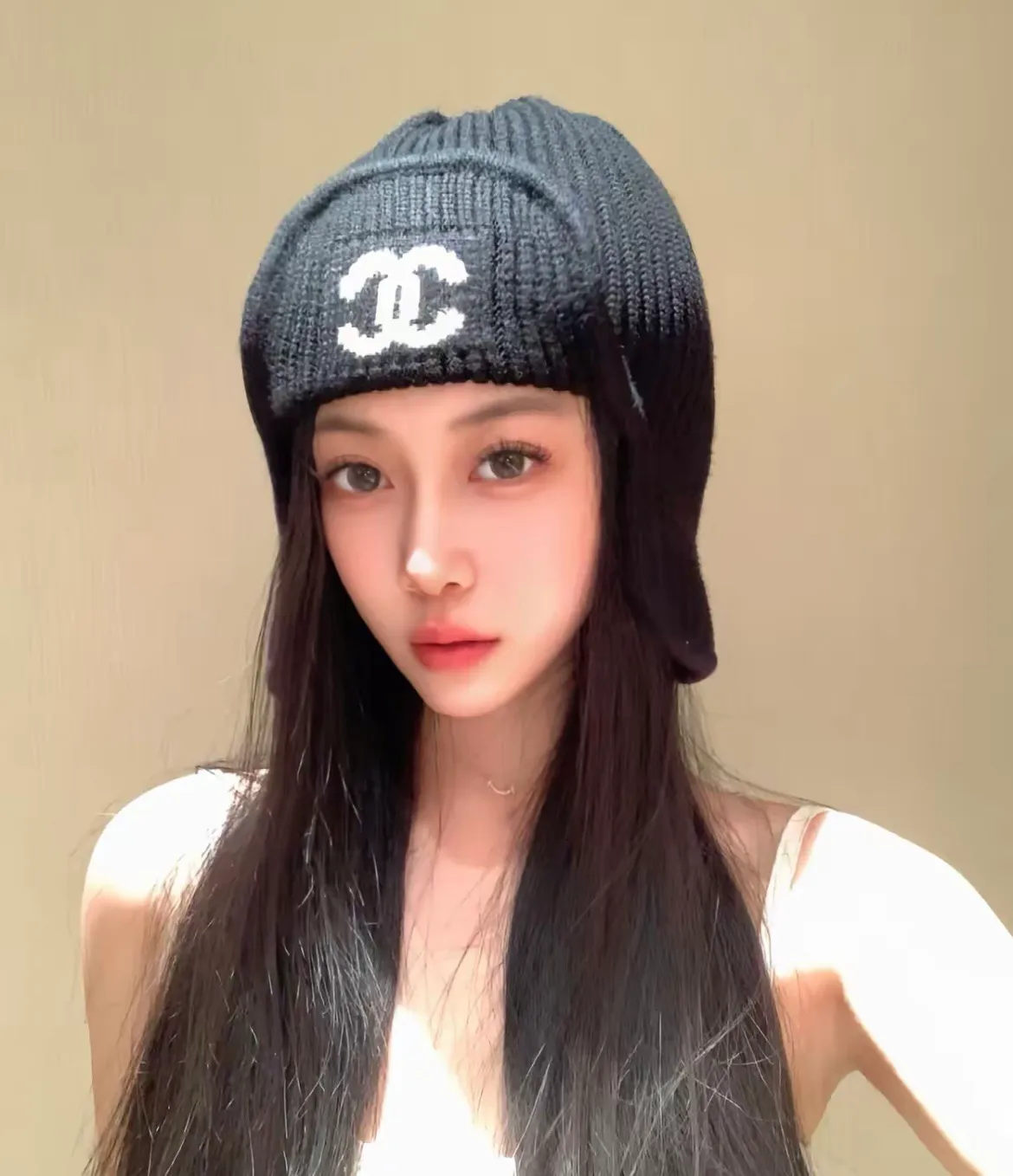 💰70¥ Chanel knitted beanie, ear protection hat