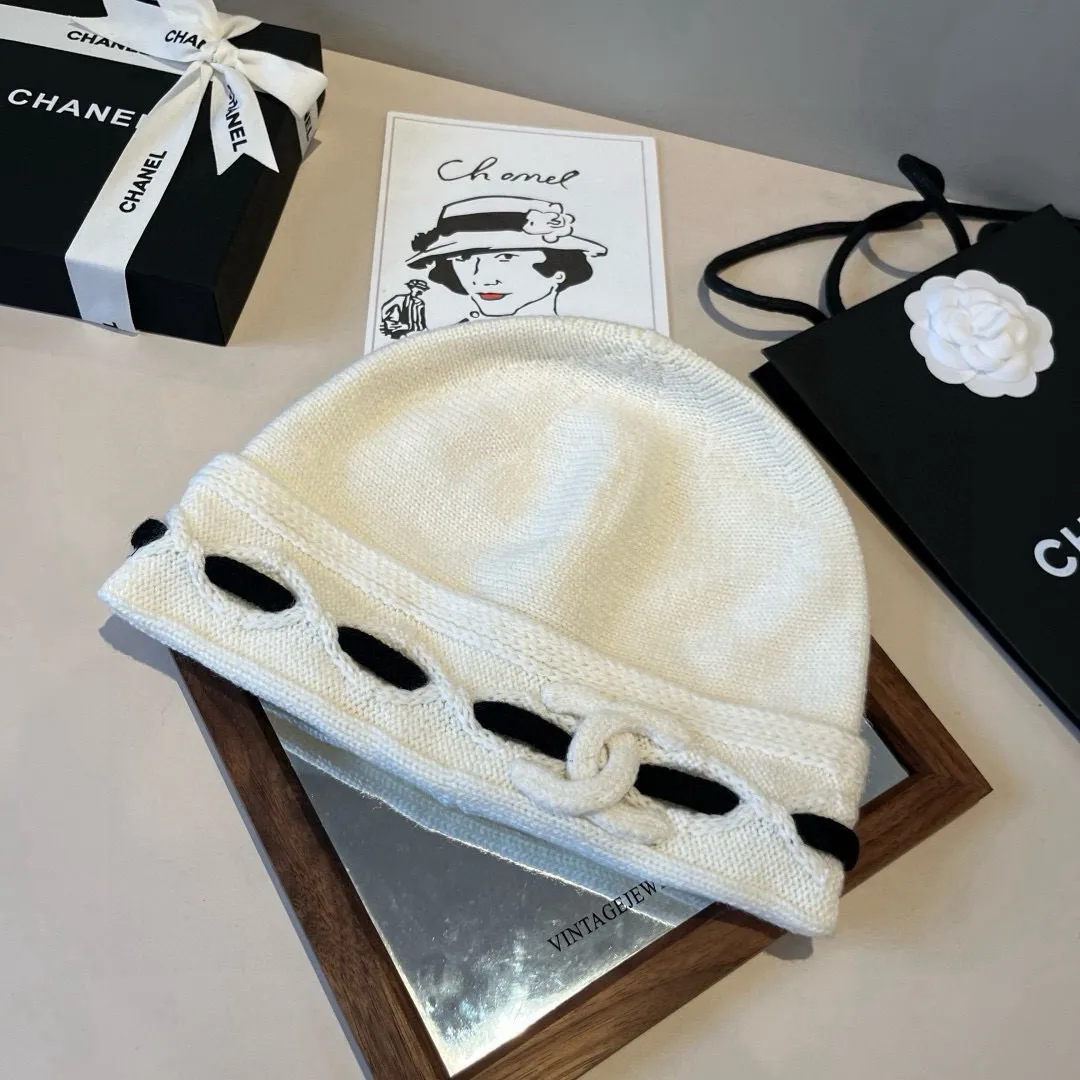 💰70¥ Chanel knitted beanie