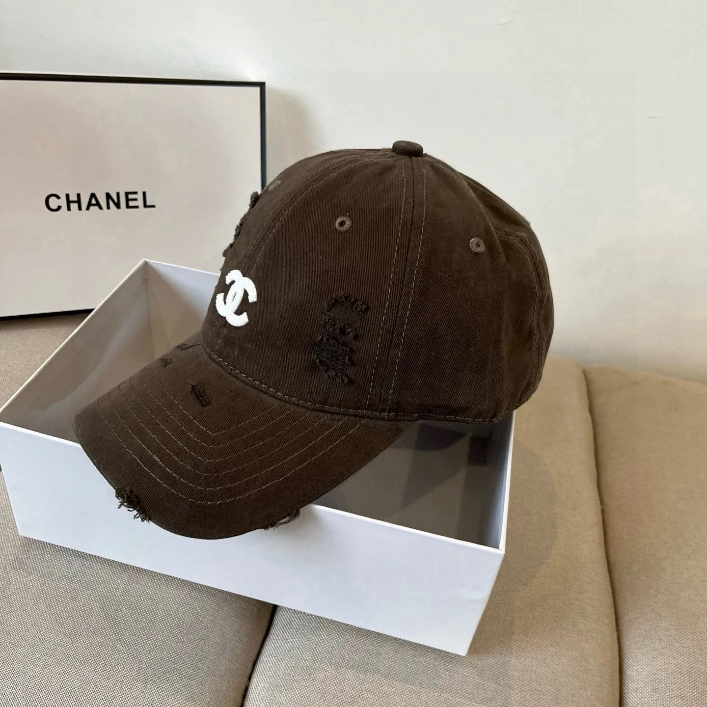 P60 CHANEL new baseball cap, Xiaoxiang classic and simple, fashionable and casual design, popular new product