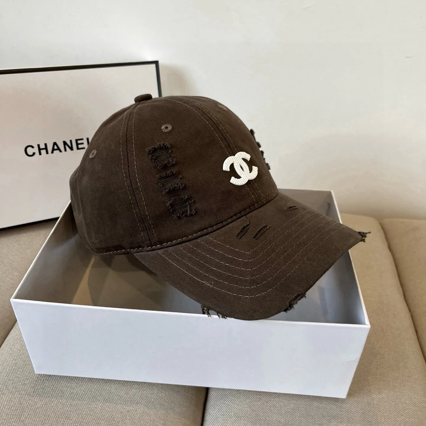 P60 CHANEL new baseball cap, Xiaoxiang classic and simple, fashionable and casual design, popular new product