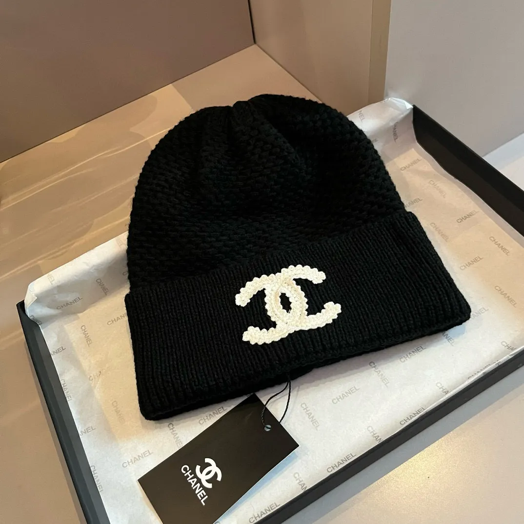 💰90¥ Chanel Chanel knitted beanie official model