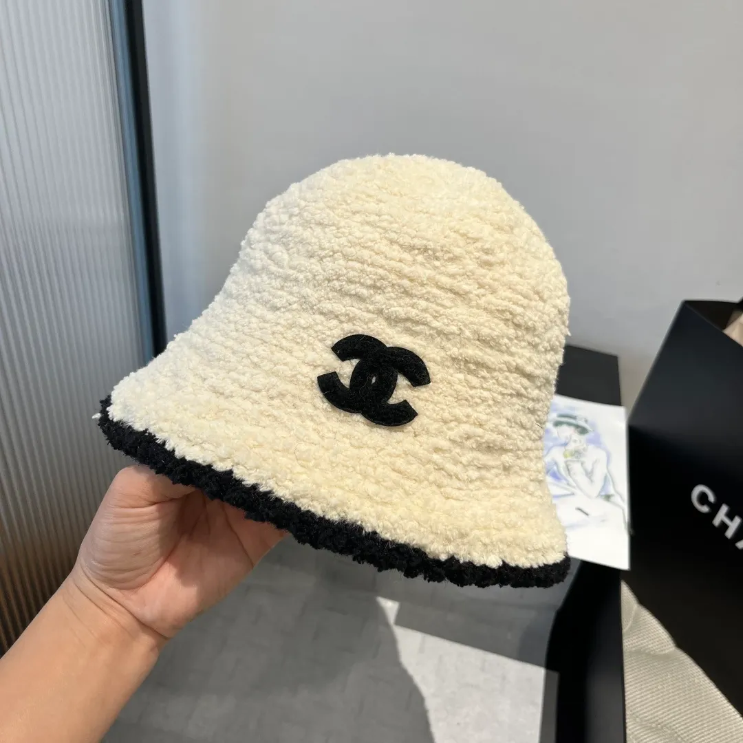 Special batch 💰90¥ Chanel new bucket hat, hand-held bucket hat, head circumference 57cm