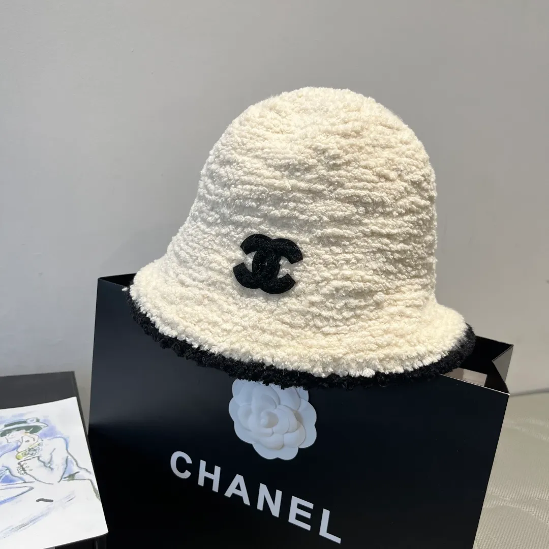 Special batch 💰90¥ Chanel new bucket hat, hand-held bucket hat, head circumference 57cm