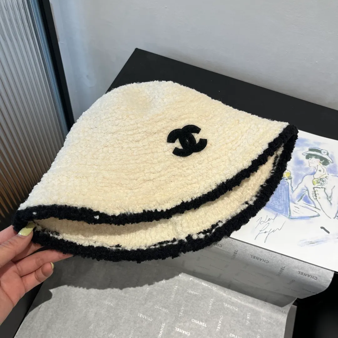 Special batch 💰90¥ Chanel new bucket hat, hand-held bucket hat, head circumference 57cm
