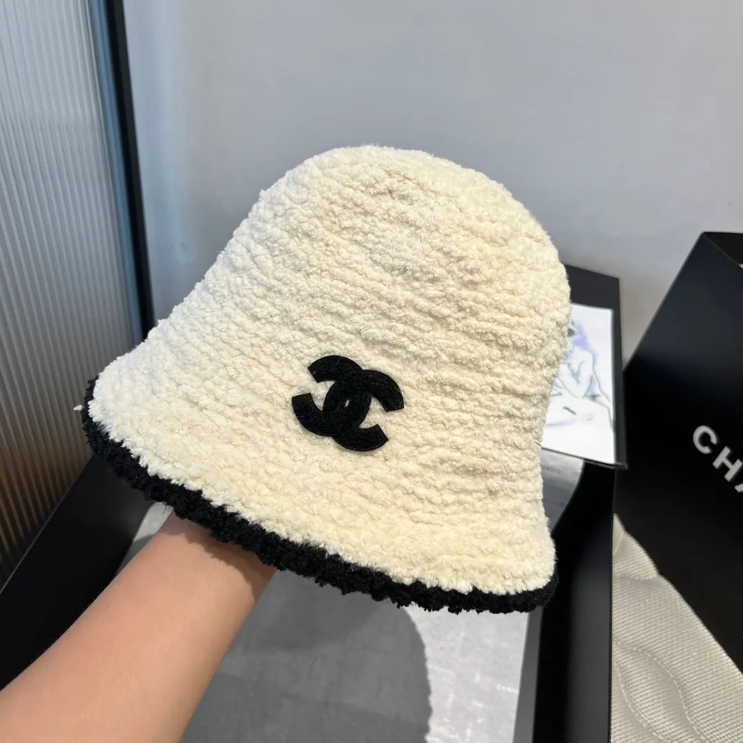 Special batch 💰90¥ Chanel new bucket hat, hand-held bucket hat, head circumference 57cm